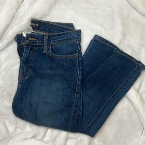 FASHION NOVA ripped jeans!